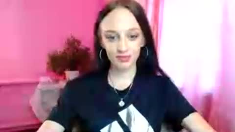 Ivy online show from July 20, 4:42 pm
