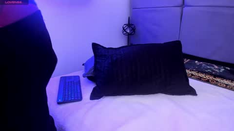 Blade Demon online show from January 14, 3:36 pm