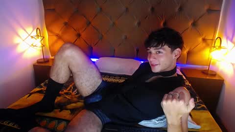 Blade Demon online show from February 4, 5:23 pm