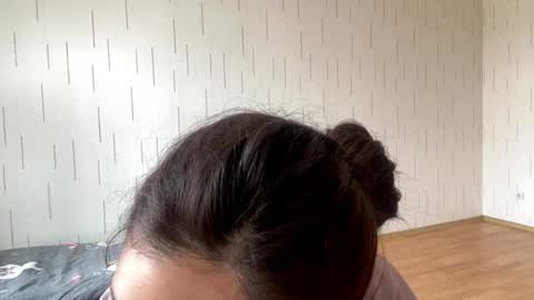 Mila online show from April 2, 7:15 am