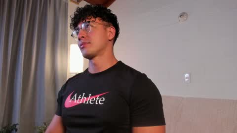 Blake Levi  Independent Model online show from December 28, 1:18 am