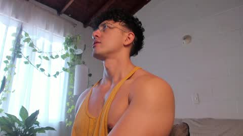 Blake Levi  Independent Model online show from April 4, 4:03 pm