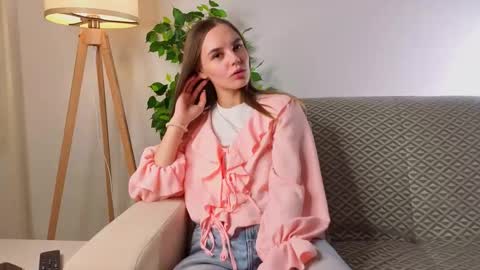 Rosie online show from December 18, 2:23 pm