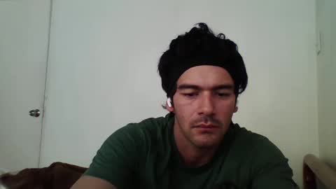 Snapshot of blckhorse19 chatting on February 17, 2:28 pm blckhorse19 online show from February 17, 2:28 pm