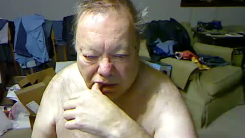 Snapshot of blemon32 chatting on October 20, 12:21 pm Bob online show from October 20, 12:21 pm