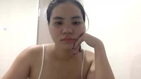 blessed774346 online show from April 13, 1:48 pm