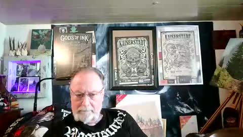 blindsurfer780299 online show from March 20, 11:04 am