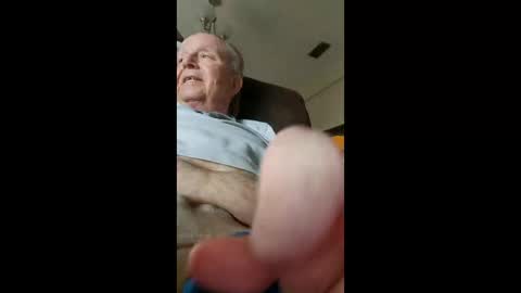 blinkerbell27 online show from April 25, 5:54 pm