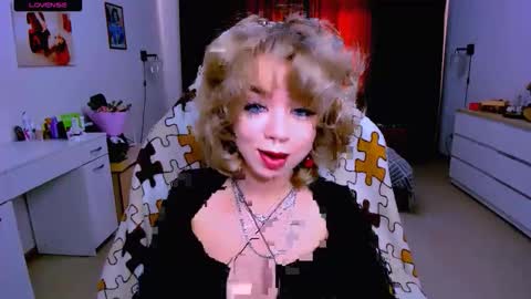 Nicole online show from September 14, 10:17 am