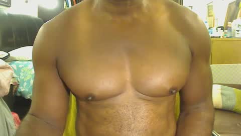 Snapshot of blkbiguncut10462 chatting on October 5, 8:23 am blkbiguncut10462 online show from October 5, 8:23 am