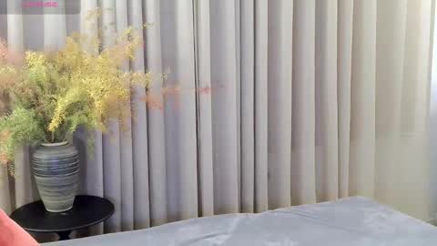 Snapshot of blon_kater chatting on January 12, 9:19 am YoYo online show from January 12, 9:19 am