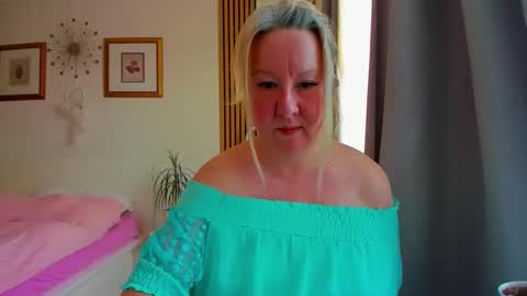 Nicole online show from March 16, 3:27 pm