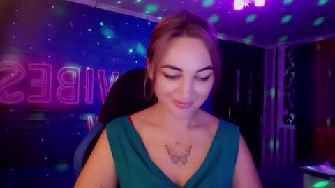 Snapshot of blonde_temptation chatting on September 16, 4:43 pm Meryem online show from September 16, 4:43 pm