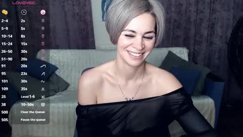 Lola online show from December 14, 10:50 pm