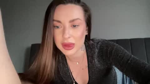 Snapshot of blondeqloveah chatting on January 12, 2:09 pm BlondeqloveAh online show from January 12, 2:09 pm