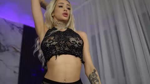 blondie_muller online show from March 23, 8:58 pm