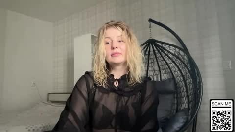 blondie_xoxoxo online show from March 24, 1:17 pm