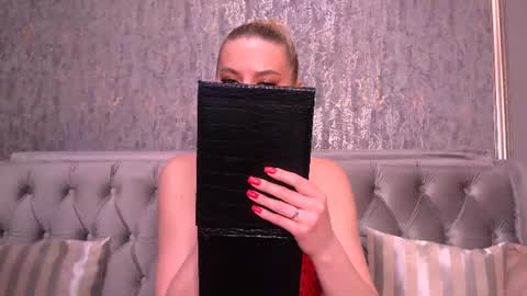 Helen online show from July 3, 9:08 pm
