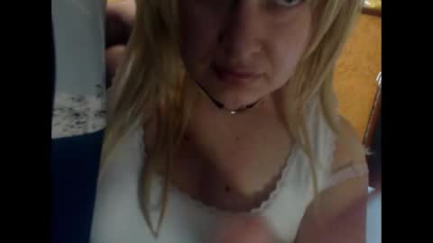 Snapshot of blontsex chatting on February 28, 7:03 pm Blontsex online show from February 28, 7:03 pm