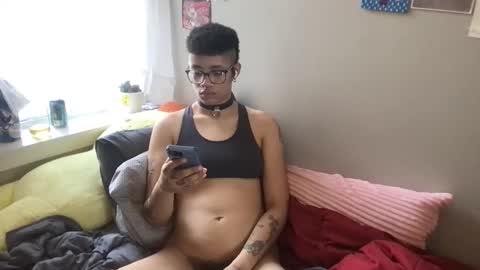 bloodrushbabe online show from April 4, 9:22 pm