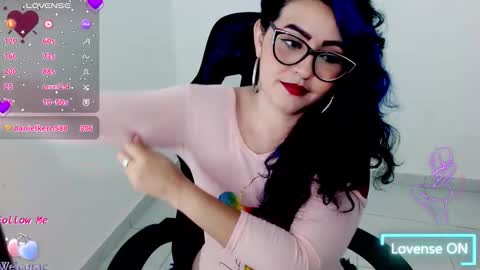 susan  online show from November 29, 5:04 am