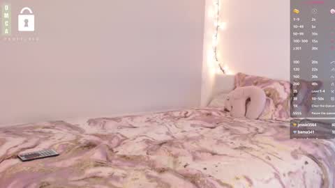 Blue online show from February 21, 1:44 am