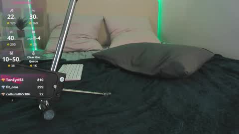 Alice online show from October 24, 1:34 pm