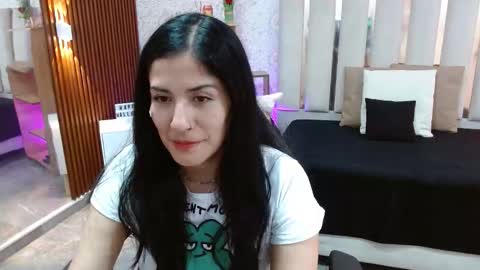 blue_tay1 online show from November 9, 7:49 pm