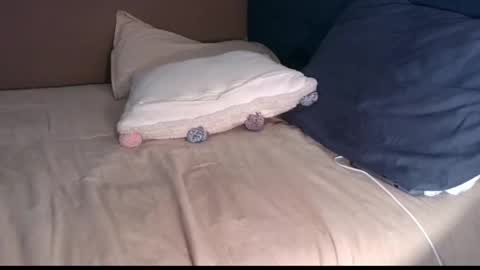 blueaby1 online show from September 12, 2:46 am