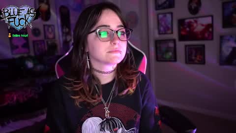 Blue online show from January 10, 1:42 am