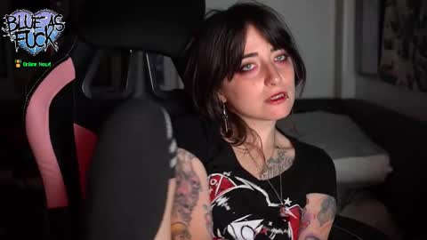 Blue online show from October 10, 3:23 am