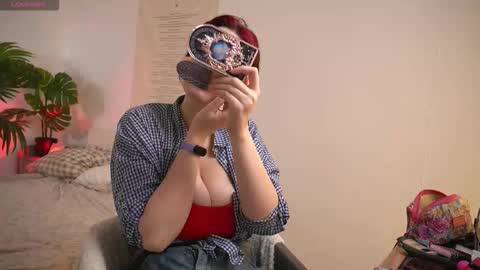 bluebeell online show from February 5, 5:22 am