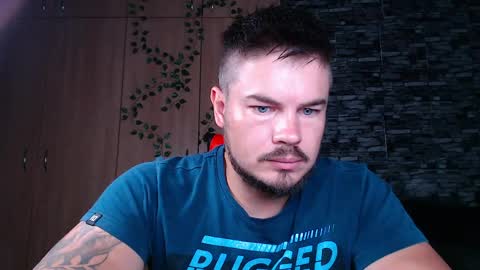 blueeyeboy0 online show from March 24, 12:11 pm