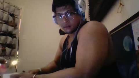 bluevegeta143 online show from February 28, 11:47 am