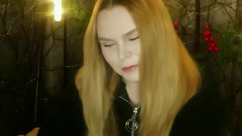 blushing_star online show from January 8, 4:02 pm