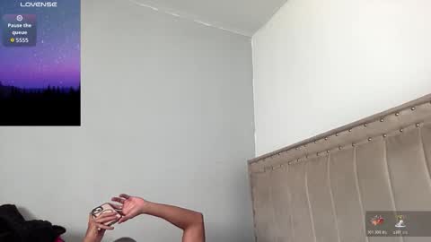 Bob  INDEPENDENT MODEL online show from March 2, 5:08 pm