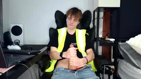 bobby72738 online show from October 21, 3:00 am