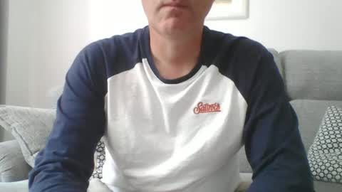 bobby_113 online show from June 22, 9:06 am