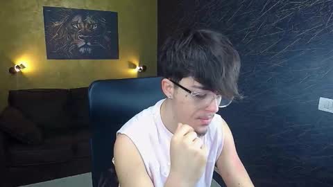 BodhiHayes online show from February 20, 5:40 am