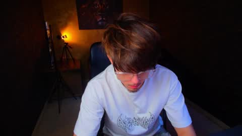 BodhiHayes online show from April 9, 4:38 am