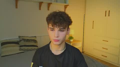 ALEXPVT IS OPEN online show from October 19, 7:46 am