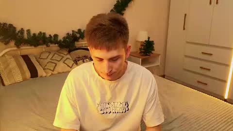 ALEXPVT IS OPEN online show from December 2, 1:42 pm