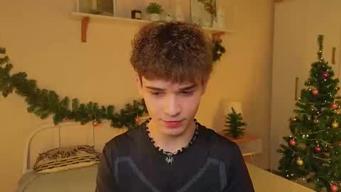 ALEXPVT IS OPEN online show from December 16, 2:01 pm