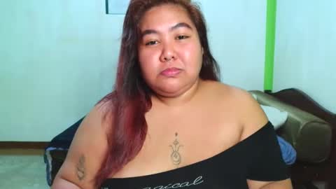 bombastic_darla online show from April 19, 1:01 pm