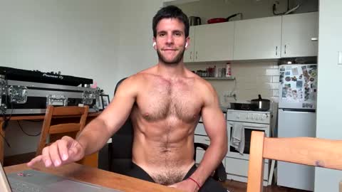 Snapshot of bondi333 chatting on January 30, 4:16 am Bondi online show from January 30, 4:16 am