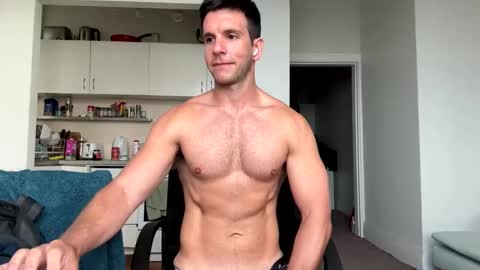 Snapshot of bondi333 chatting on March 5, 9:48 pm Bondi online show from March 5, 9:48 pm