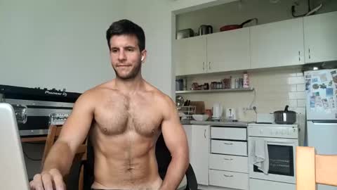 Snapshot of bondi333 chatting on January 30, 1:11 am Bondi online show from January 30, 1:11 am