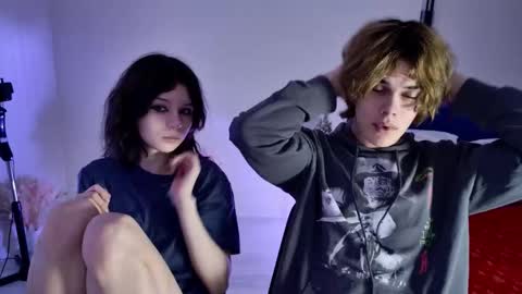 Jessy  Mark online show from January 7, 2:22 pm