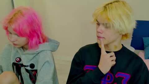 Jessy  Mark online show from October 19, 5:06 pm