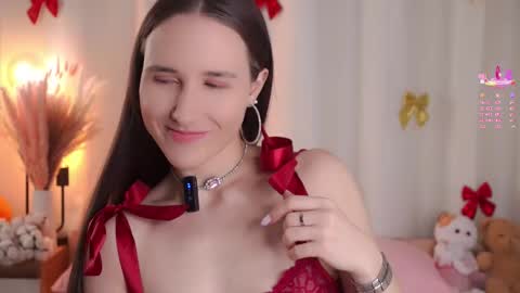 Emma online show from February 16, 1:04 am